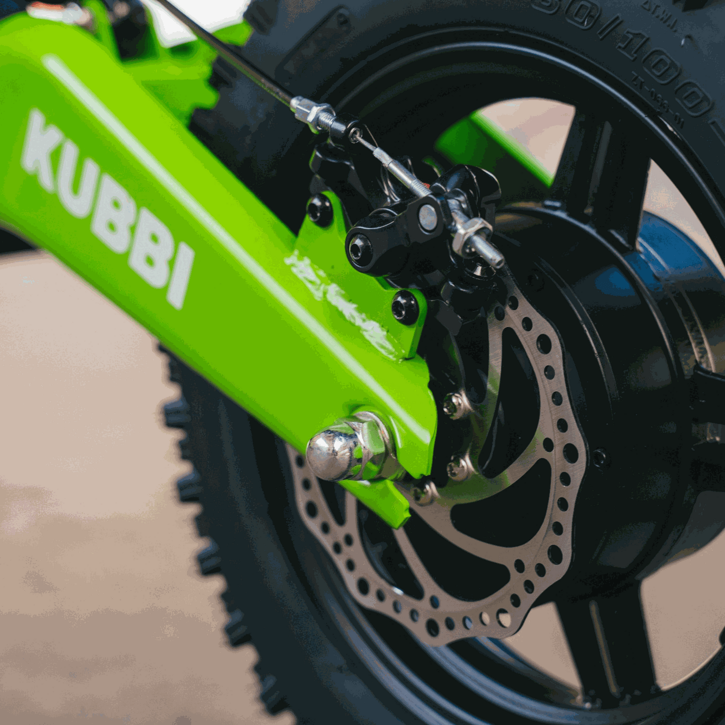 Kubbi K10 Pro electric dirt bike for kids aged 8-14 with 800W motor and off-road tires