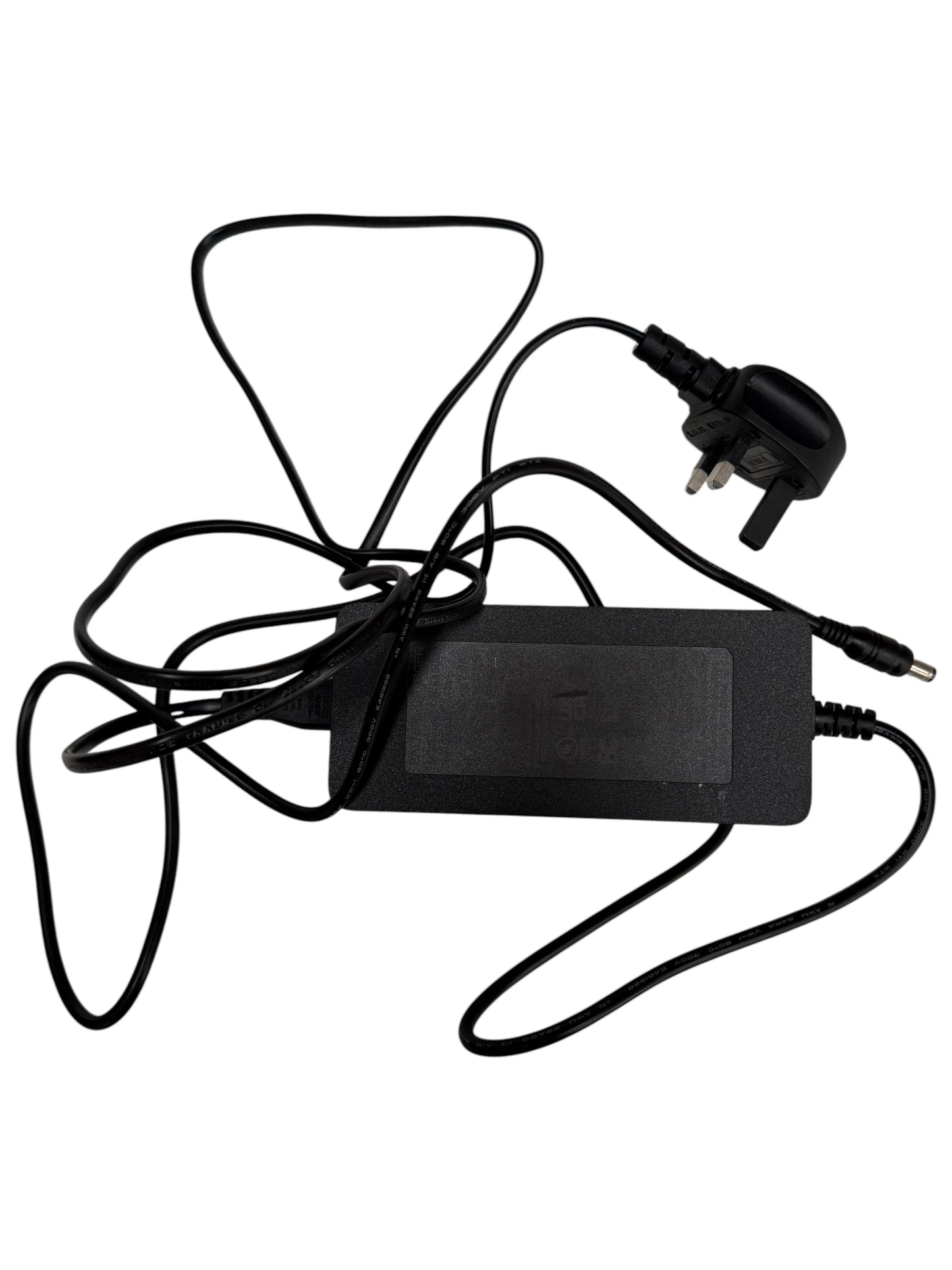Kubbi K10 Pro charger plugged in with charging indicator light