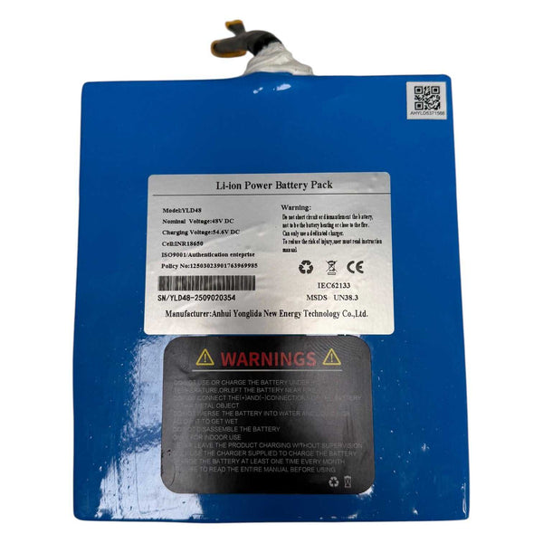 Kubbi K22 battery close-up with blue casing and specifications label